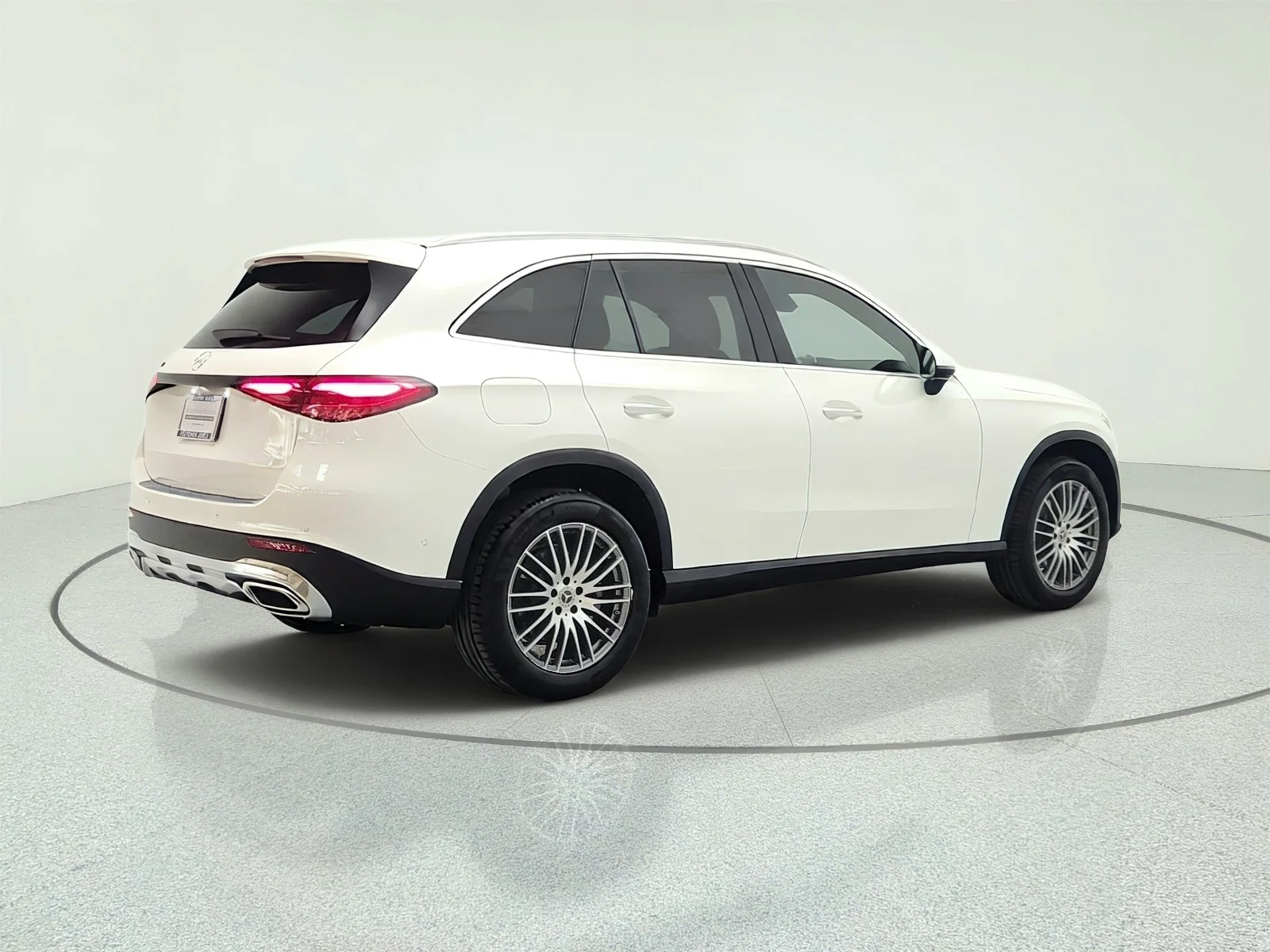Certified Used 2026 Polar White Mercedes-Benz GLC 300 SUV image 5