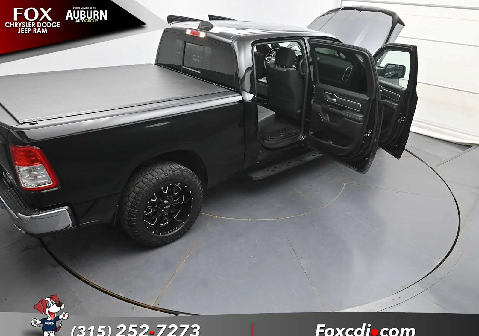 Used 2023 Diamond Black Crystal Pearlcoat Ram Big Horn image 49
