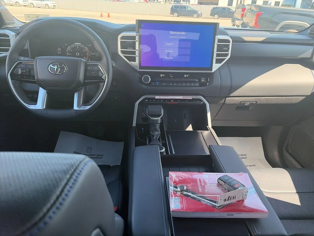Used 2025 Silver Toyota Platinum image 16