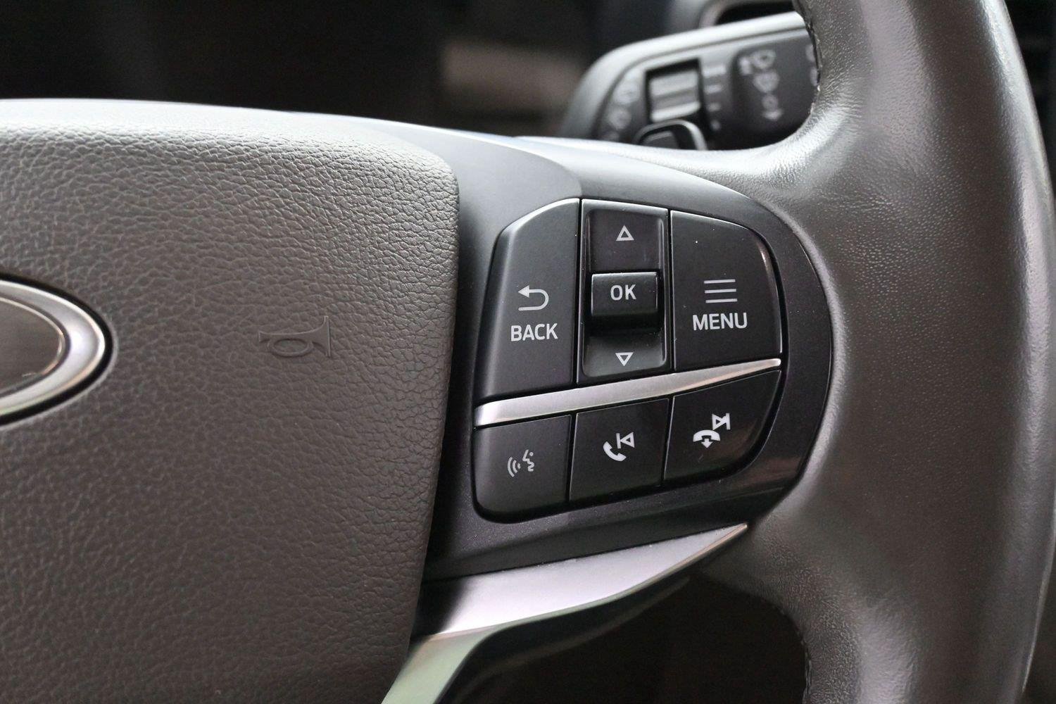 Used 2020 Star White Metallic Tri-Coat Ford Platinum image 18