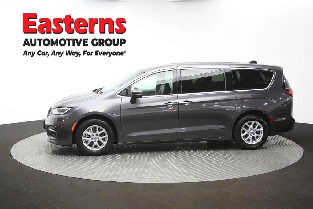 Used 2023 Gray Chrysler Touring L image 60