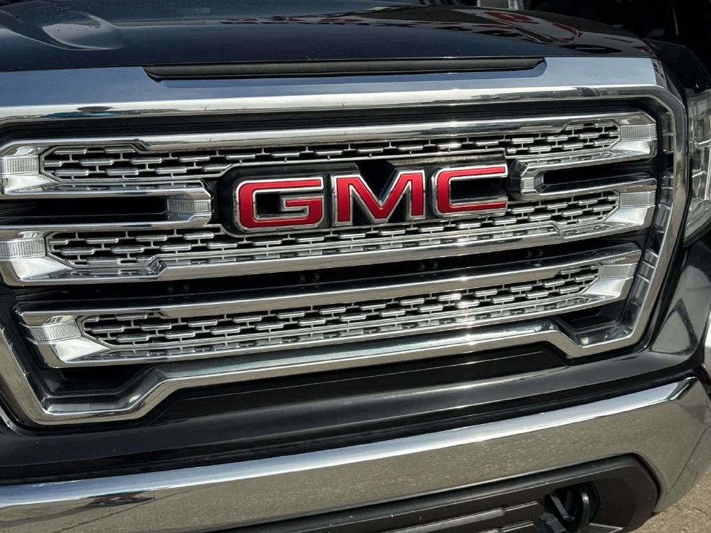 Used 2019 Black GMC SLT image 6