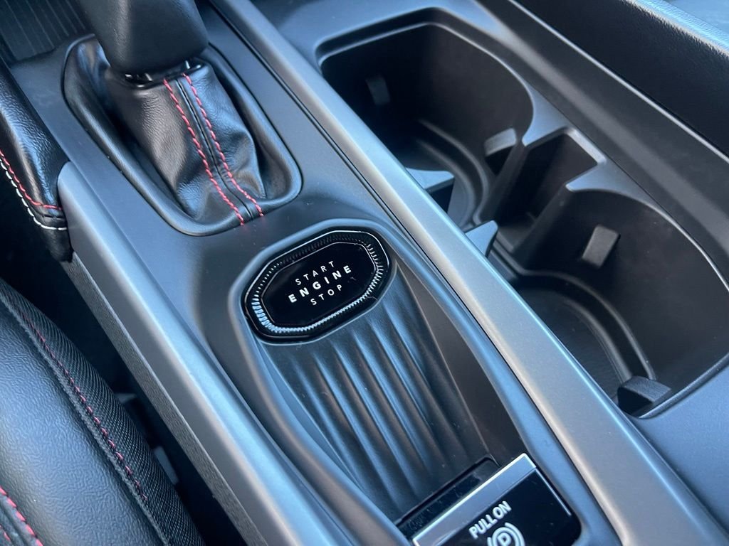 New 2026 Diamond Black Crystal Pearlcoat Dodge Scat Pack image 19