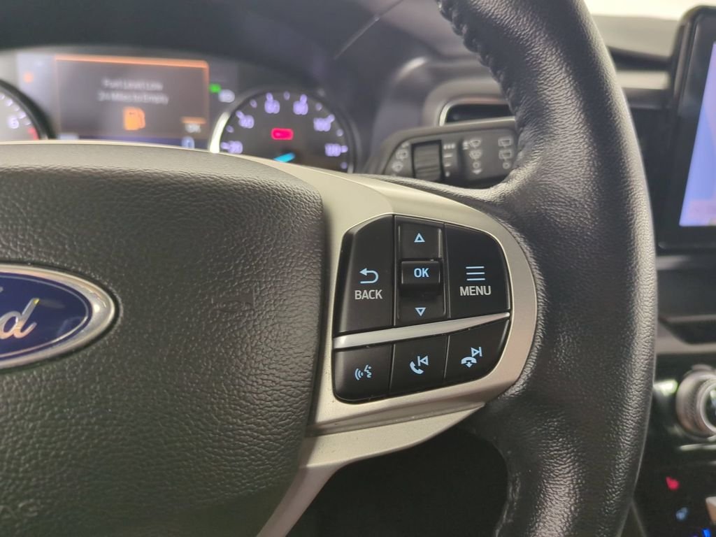 Used 2022 Black Ford Limited image 36