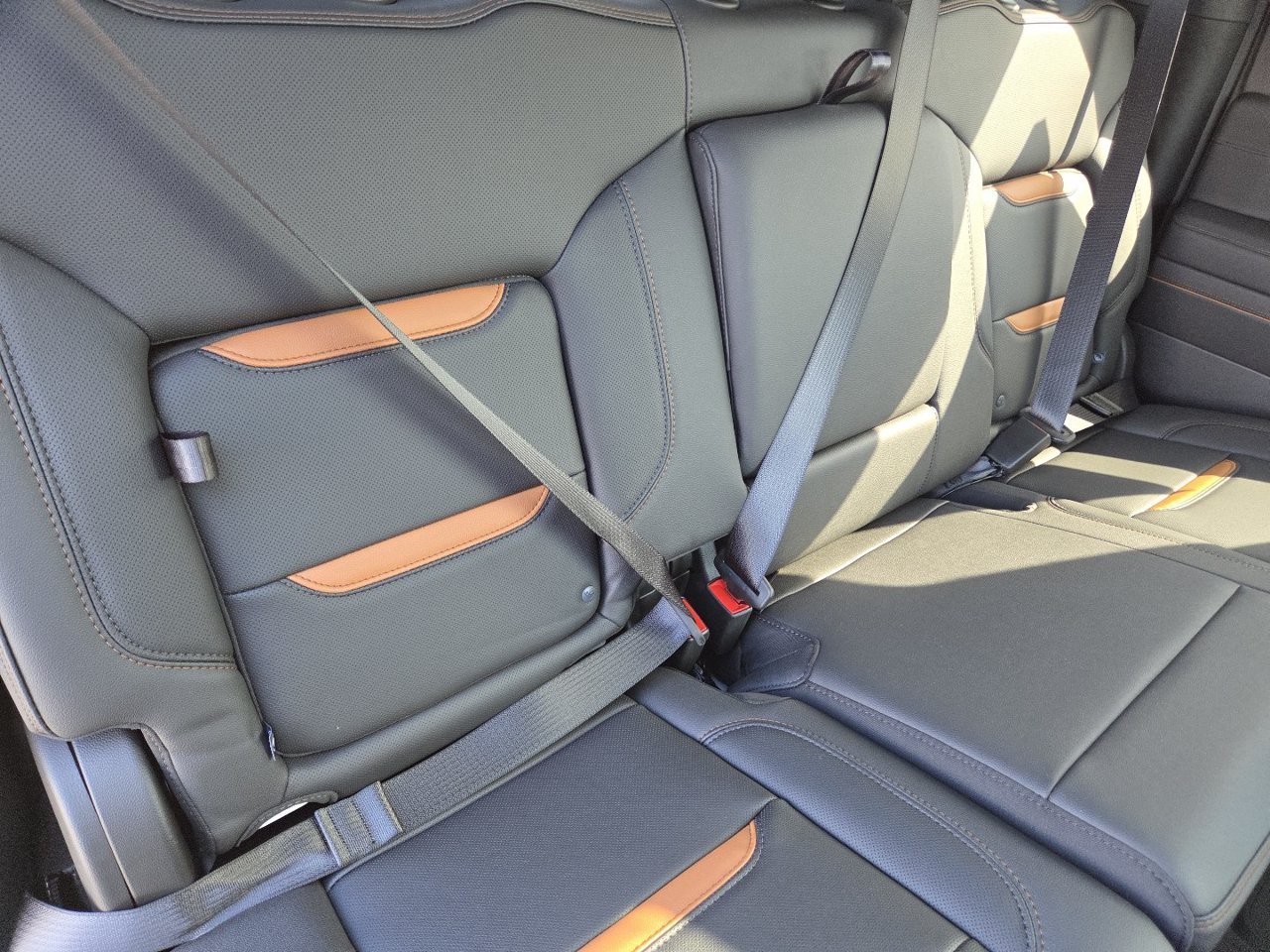2026 GMC Sierra 2500HD AT4 - Photo 27