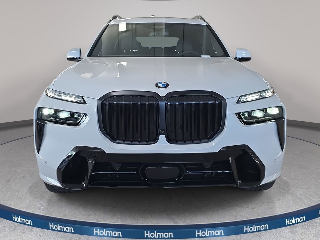 New 2026 Mineral White Metallic BMW xDrive40i image 2