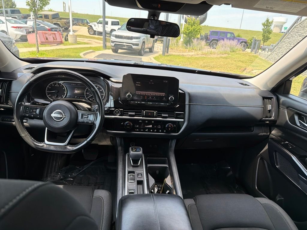 Used 2022 Blue Nissan SV image 13