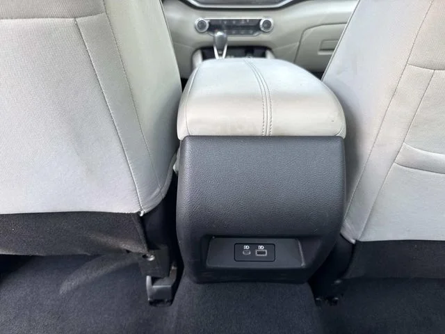 Used 2025 White Nissan 2.5 SV image 20