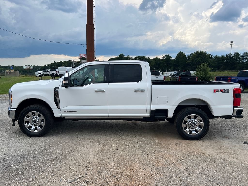 New 2026 White Ford Lariat image 4