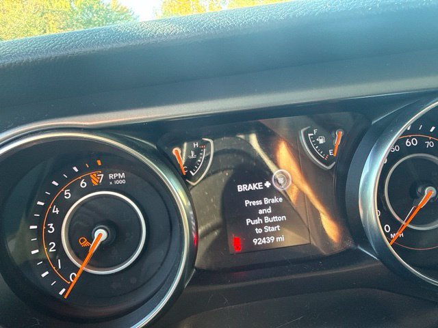 Used 2022 White Jeep Sport image 8