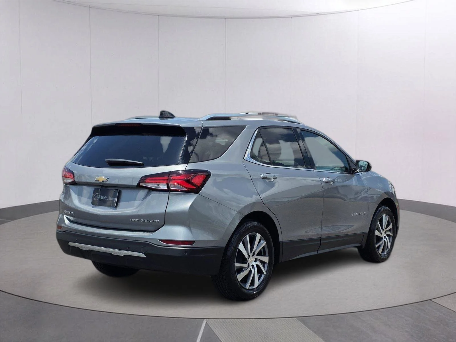 Used 2023 Sterling Gray Metallic Chevrolet Premier image 5
