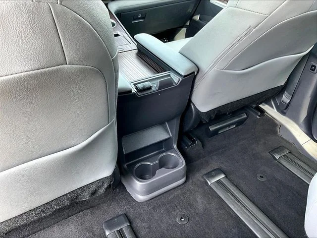 Used 2023 Silver Toyota XLE image 10