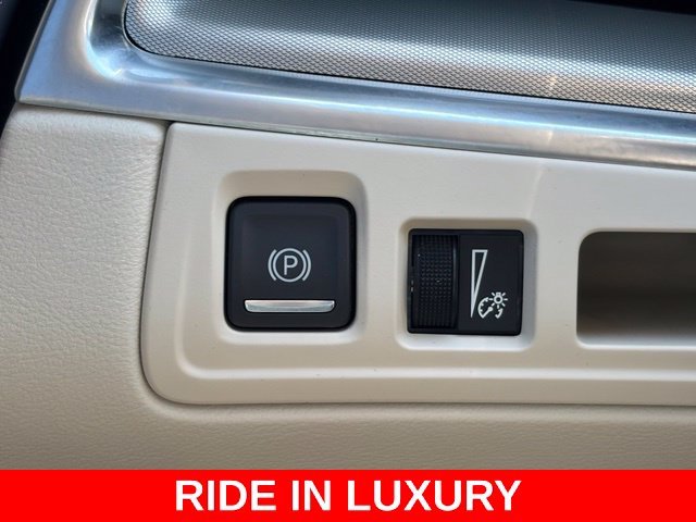 Used 2024 White Cadillac Premium Luxury image 20