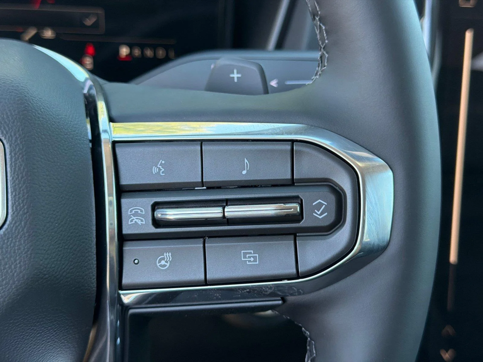 2027 GMC Terrain Denali - Photo 18