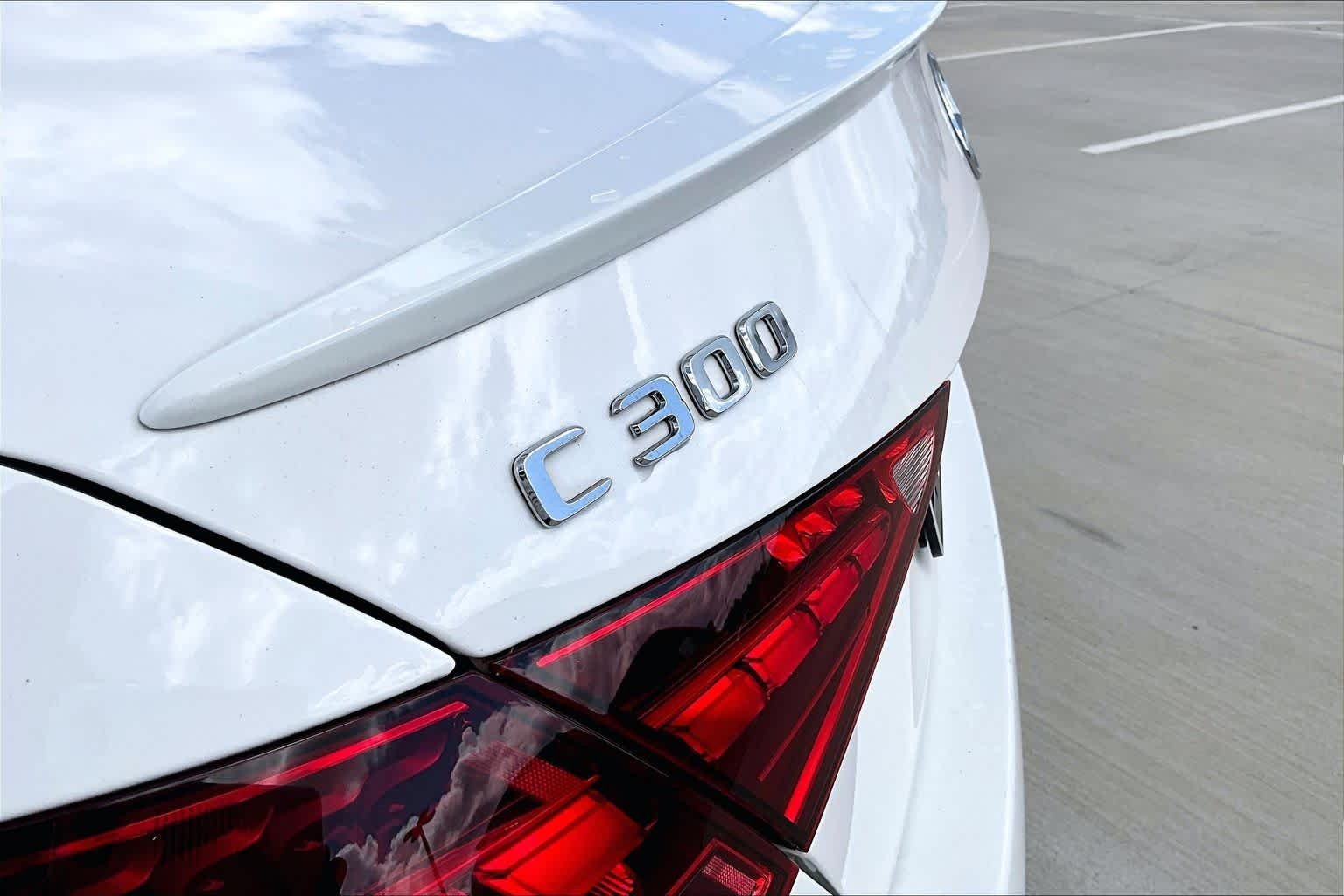 Used 2023 Polar White Mercedes-Benz C 300 image 28