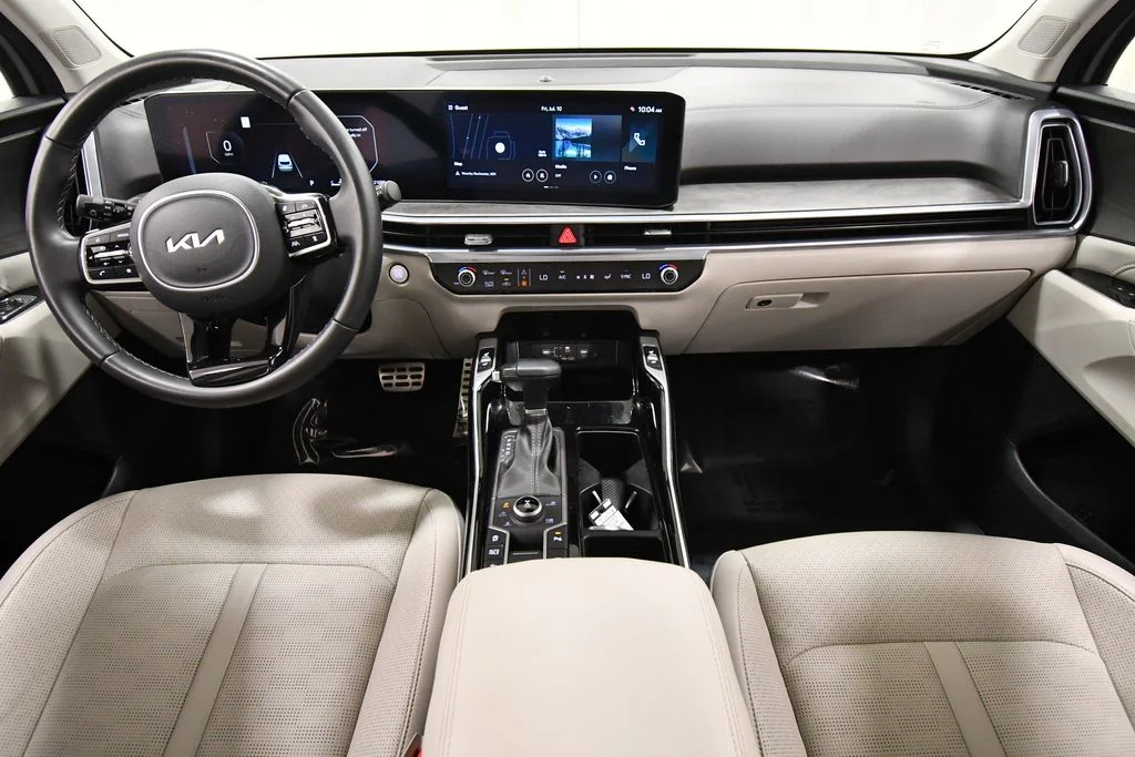 Certified Used 2025 Gray Kia X-Line SX image 3