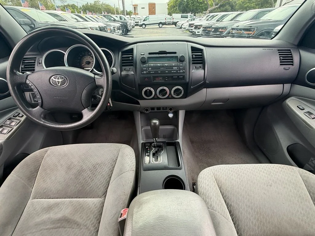 Used 2011 Gray Toyota PreRunner image 13