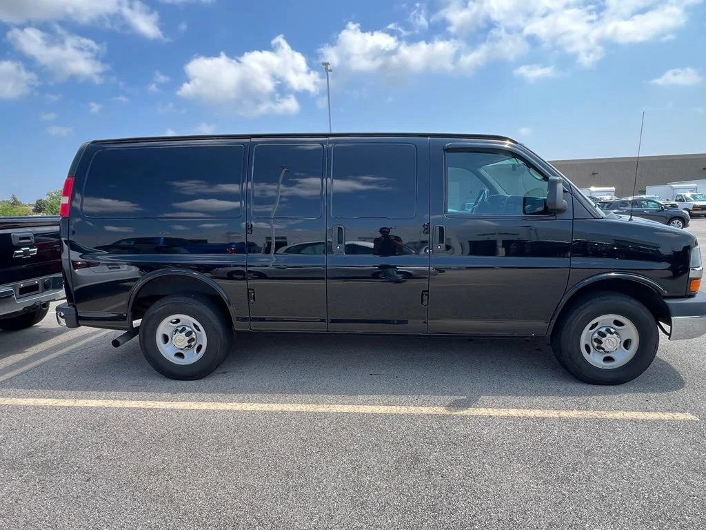 Used 2015 BLACK Chevrolet Work Van image 4