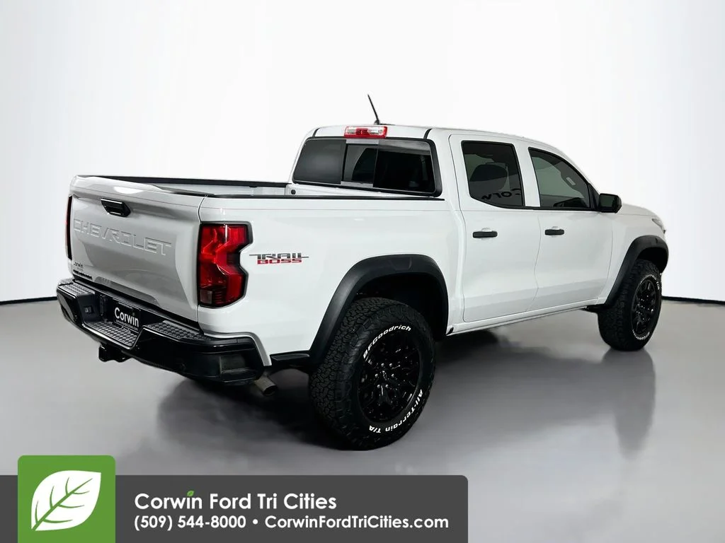 Used 2024 Summit White Chevrolet Trail Boss image 15