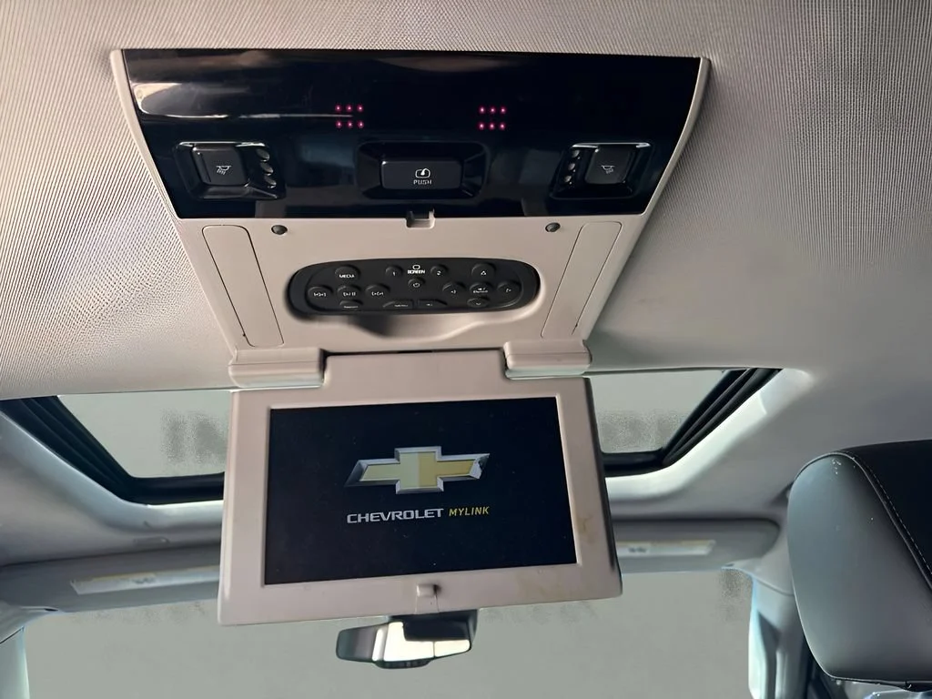 Used 2018 BLACK Chevrolet Premier image 16