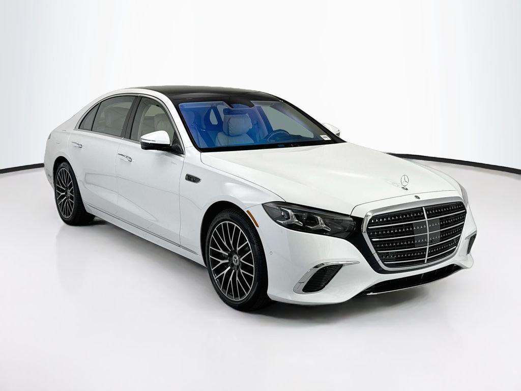 New 2027 MANUFAKTUR Moonlight White Metallic Mercedes-Benz S 500 image 3
