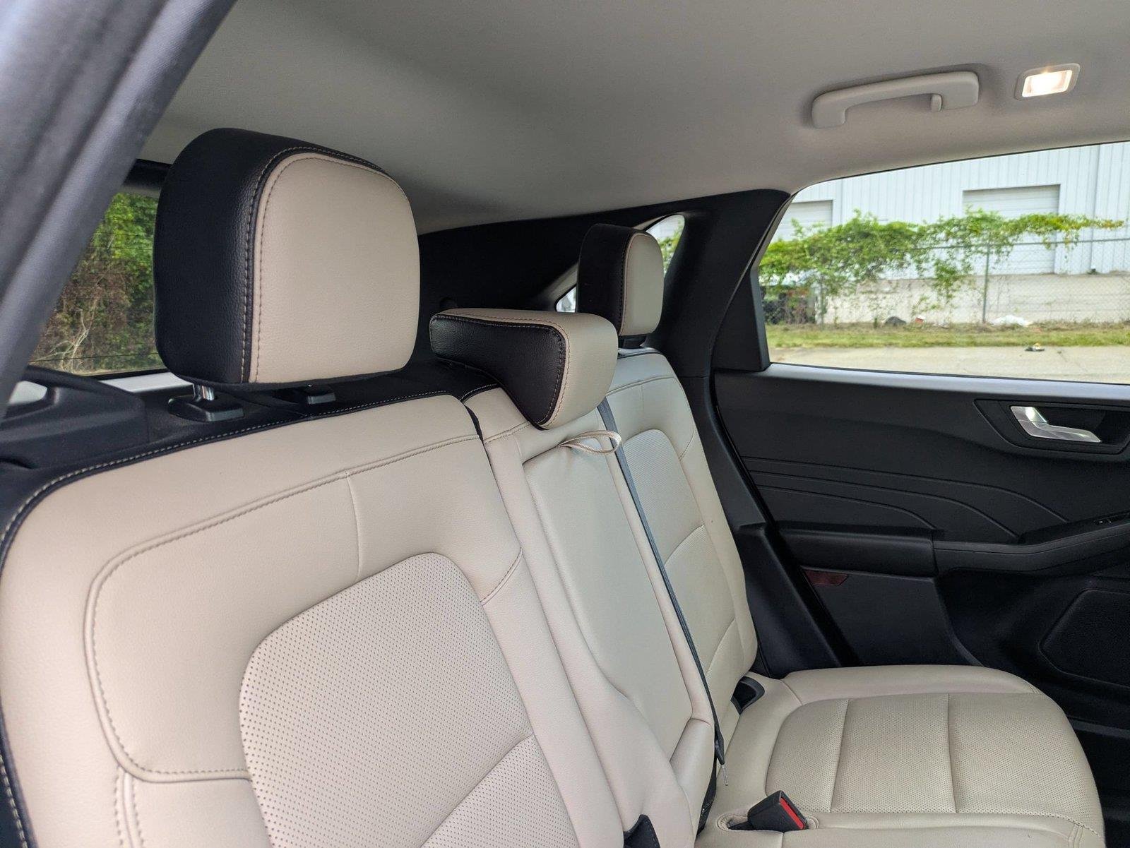 Used 2021 Star White Metallic Tri-Coat FORD  image 30