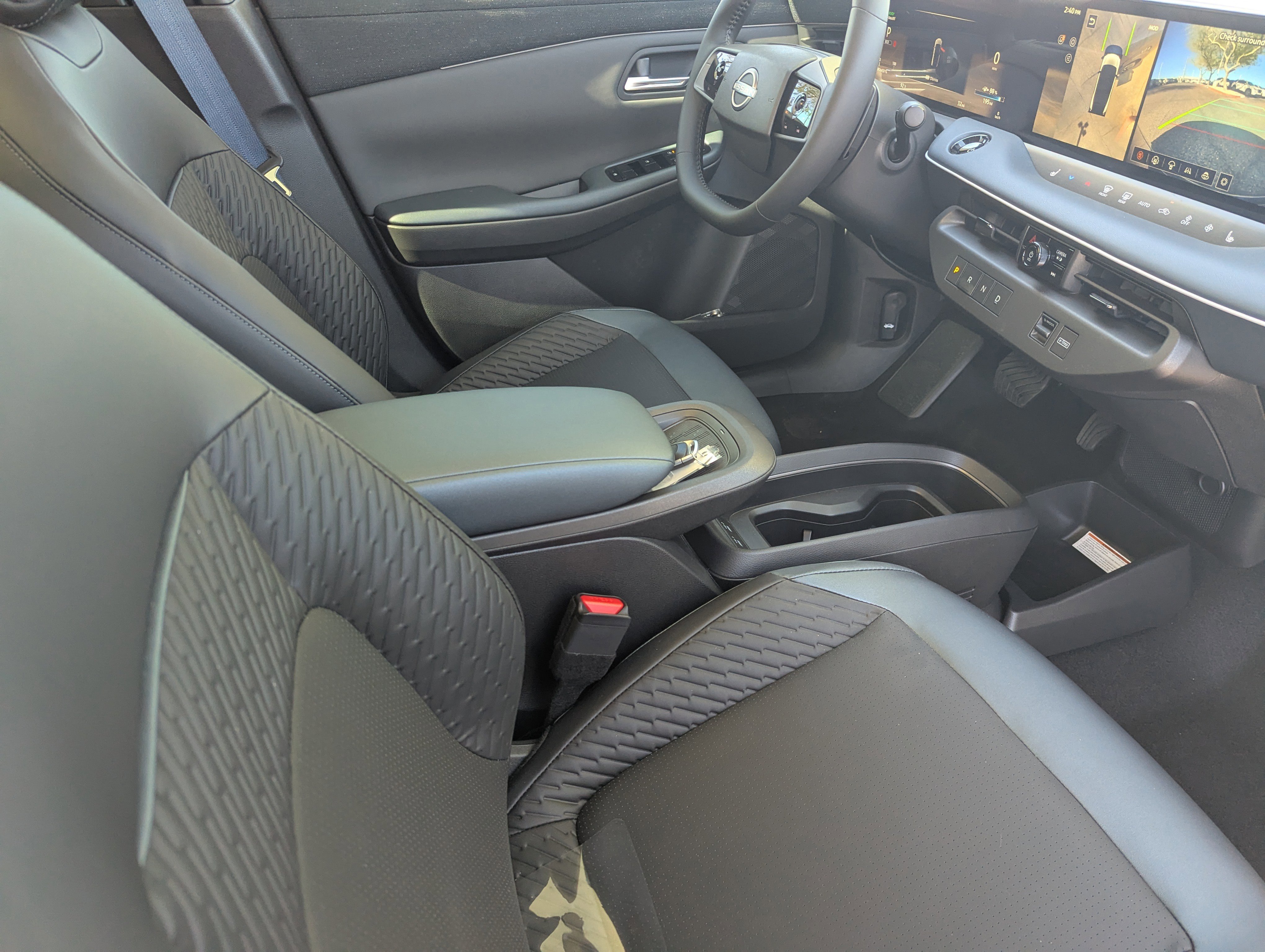 2026 Nissan LEAF Platinum+ - Photo 23