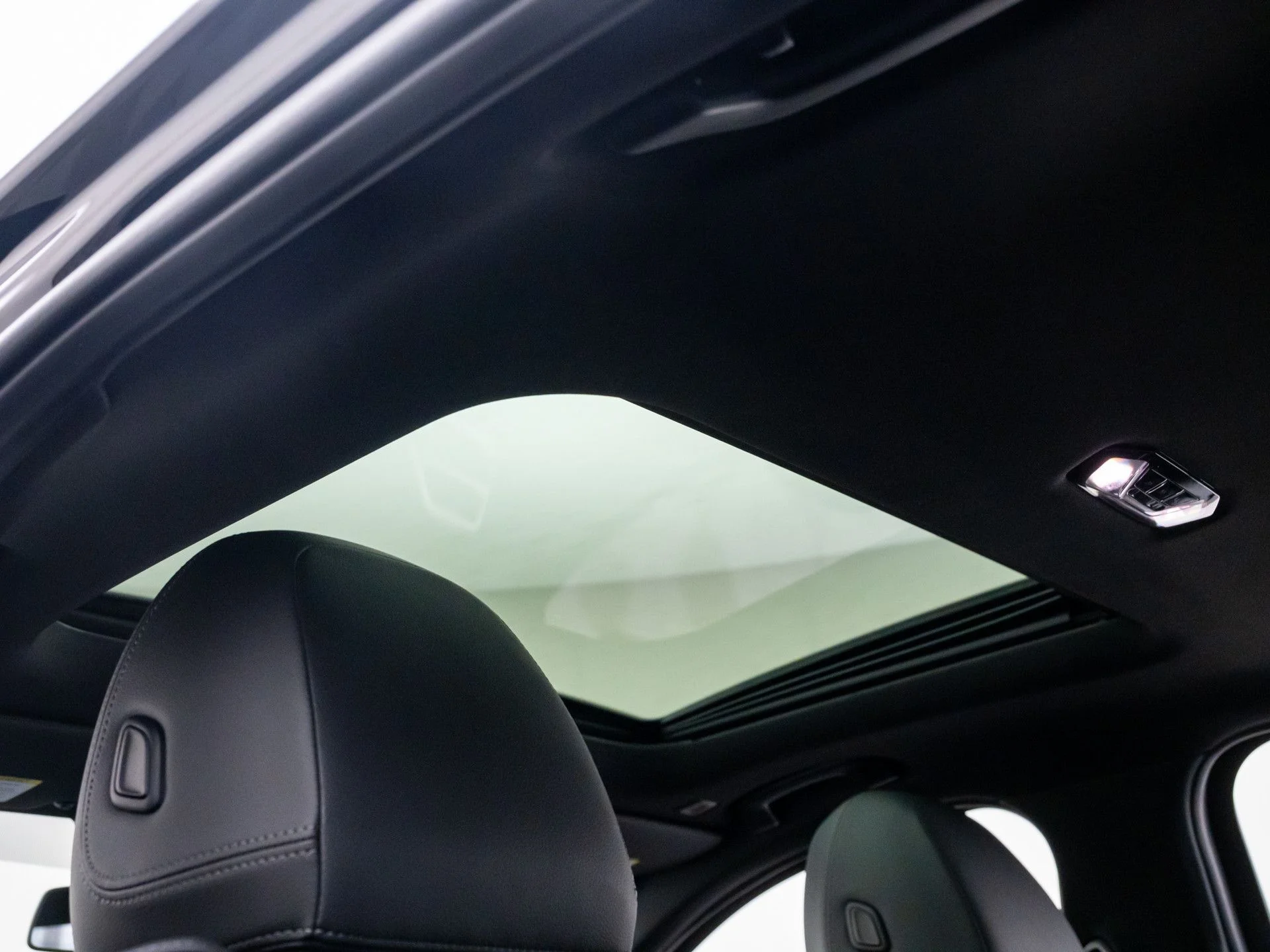 New 2026 Black BMW 330i xDrive image 18