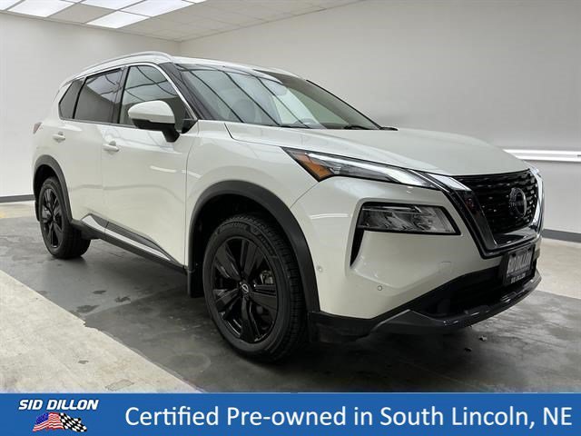 Certified Used 2023 Pearl White Tricoat Nissan SL image 3