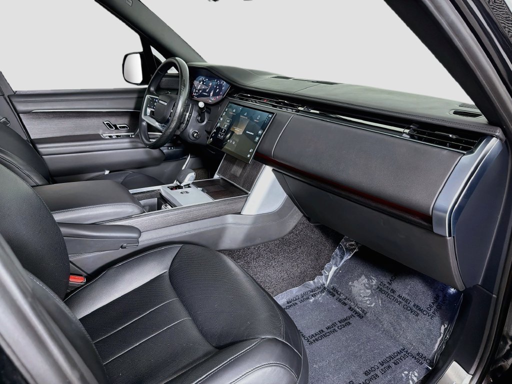 Used 2025 Black Land Rover Autobiography image 32