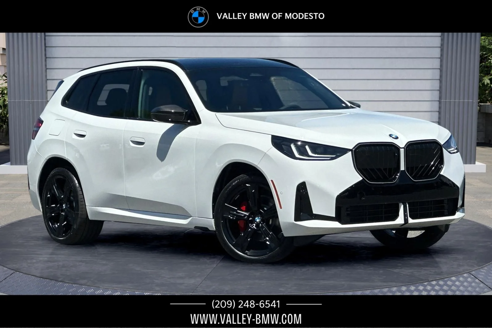 2026 BMW X3 30 XDRIVE's photo