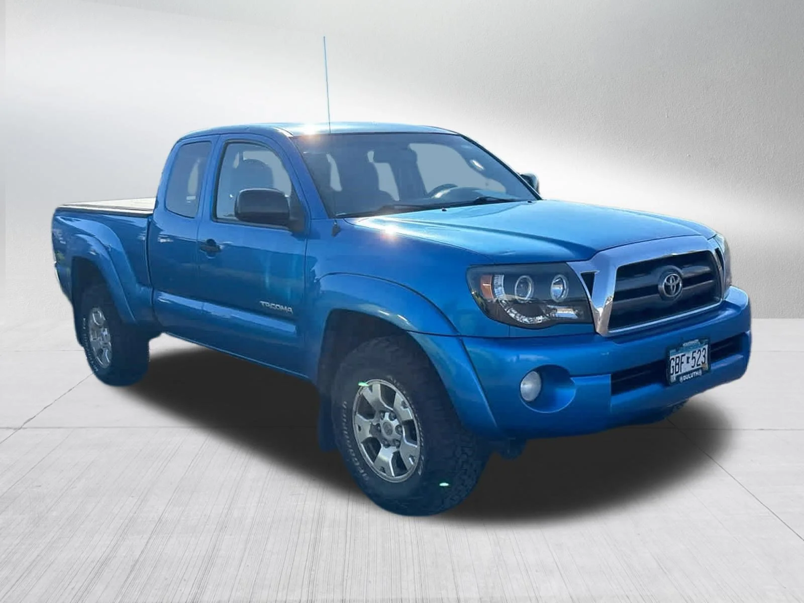 Used 2010 SPEEDWAY BLUE Toyota ACC CAB 4WD V6 AT image 6