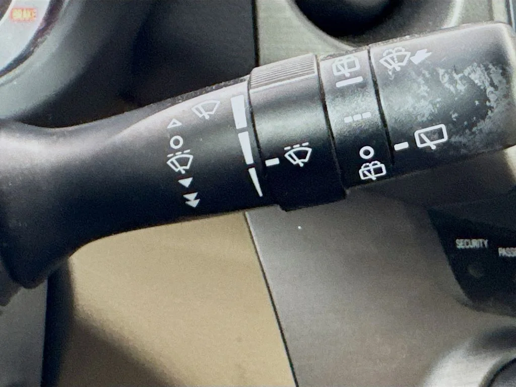 Used 2010 Blue Toyota Base image 13