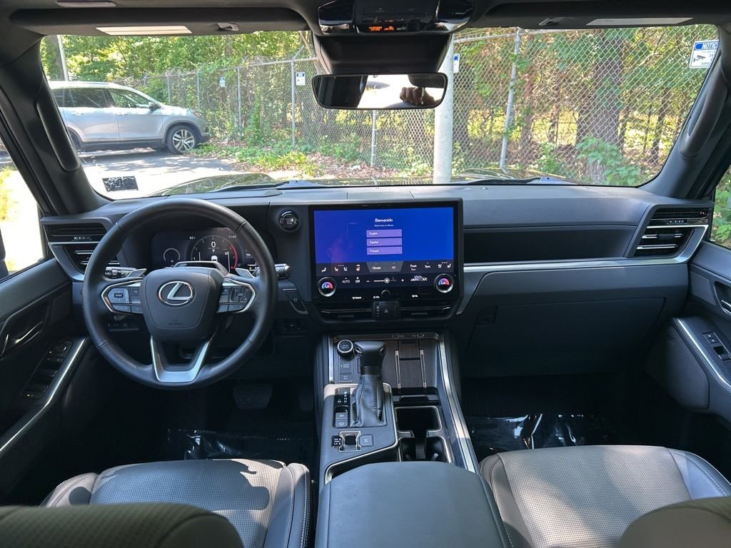Used 2025 Black Lexus 550 Luxury image 31