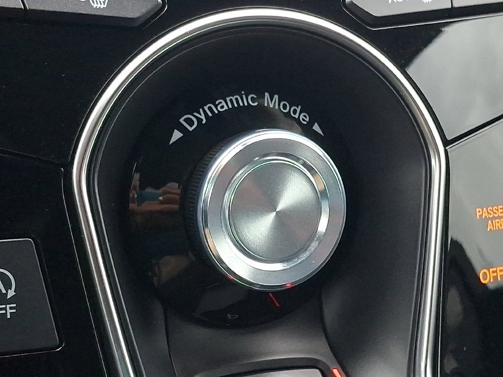 Used 2020 White Acura Base image 26