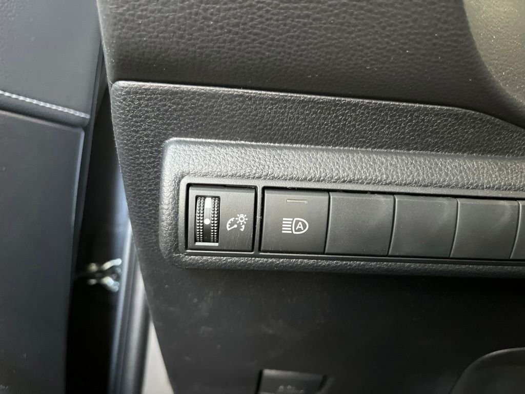 New 2026 Magnetic Gray Metallic with Midnight Black Metallic roof Toyota XSE image 13