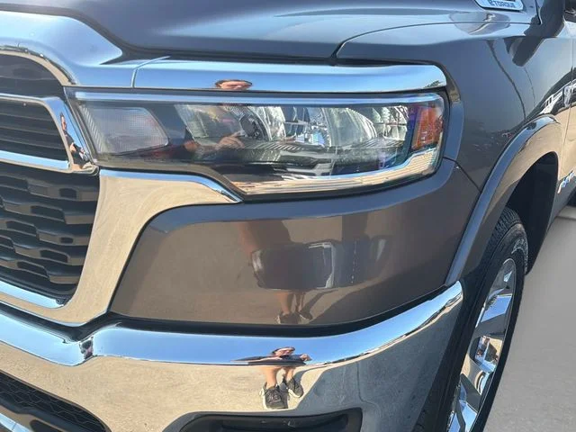New 2026 Granite Crystal Metallic Clear-Coat Exterior Paint RAM Big Horn/Lone Star image 10