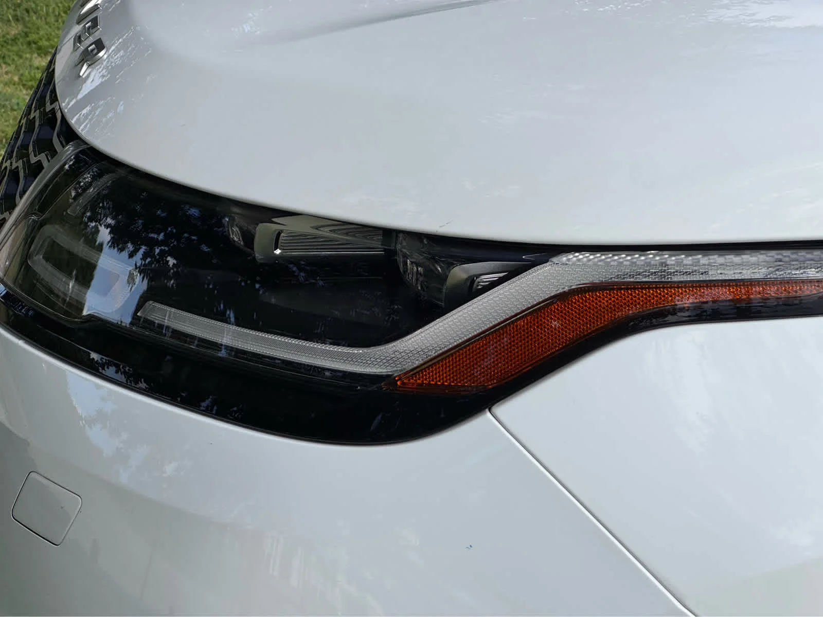 Used 2020 Fuji White Land Rover S image 7