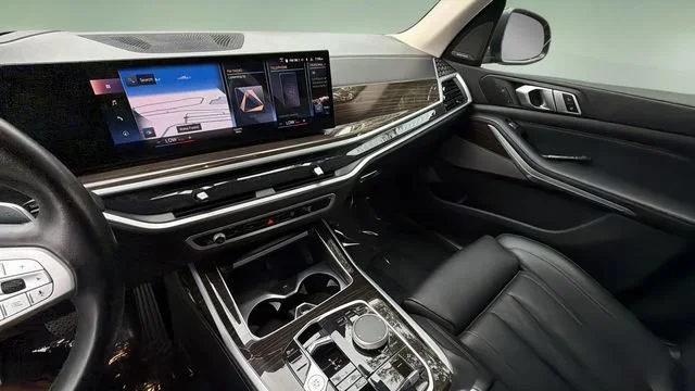 Used 2023 Black BMW xDrive40i image 27