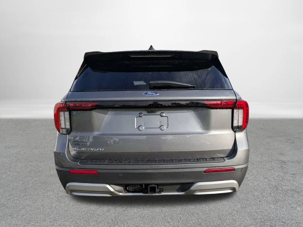 New 2026 Carbonized Gray Metallic Ford Platinum™ image 4