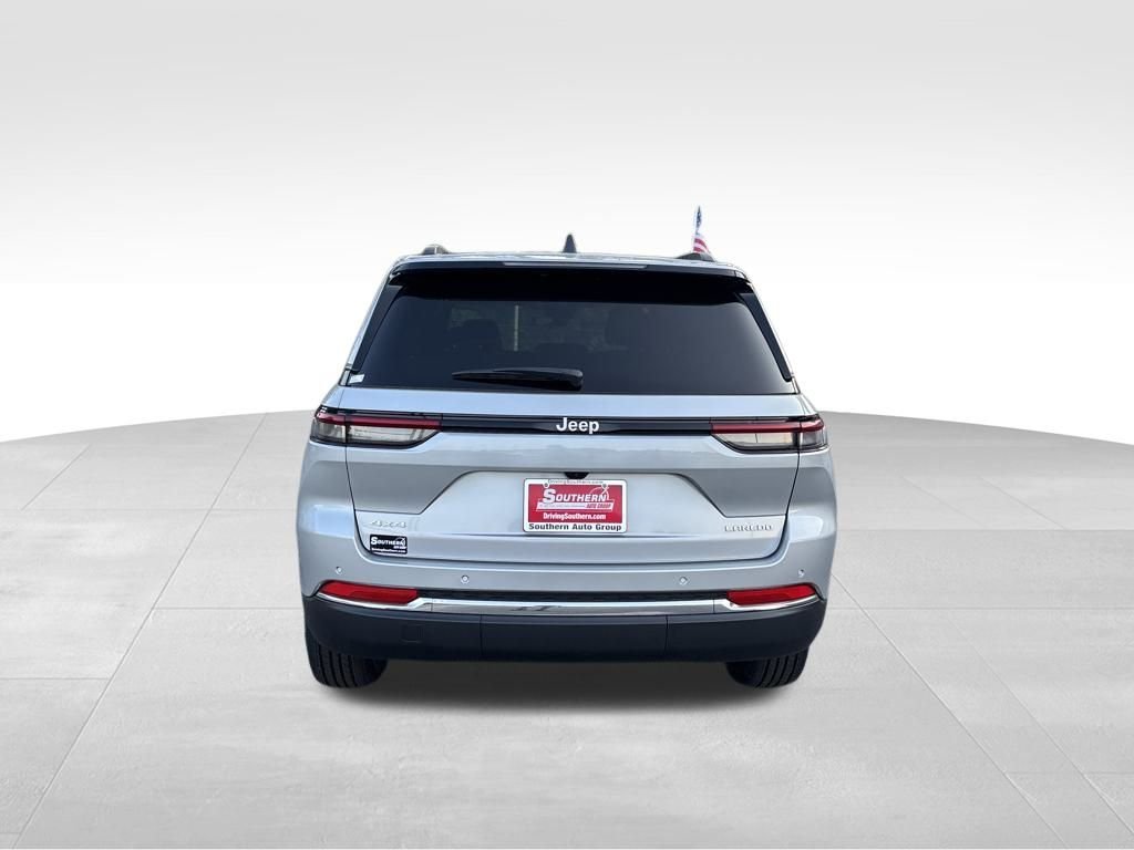 2024 Jeep Cherokee Limited 4xe photo 3