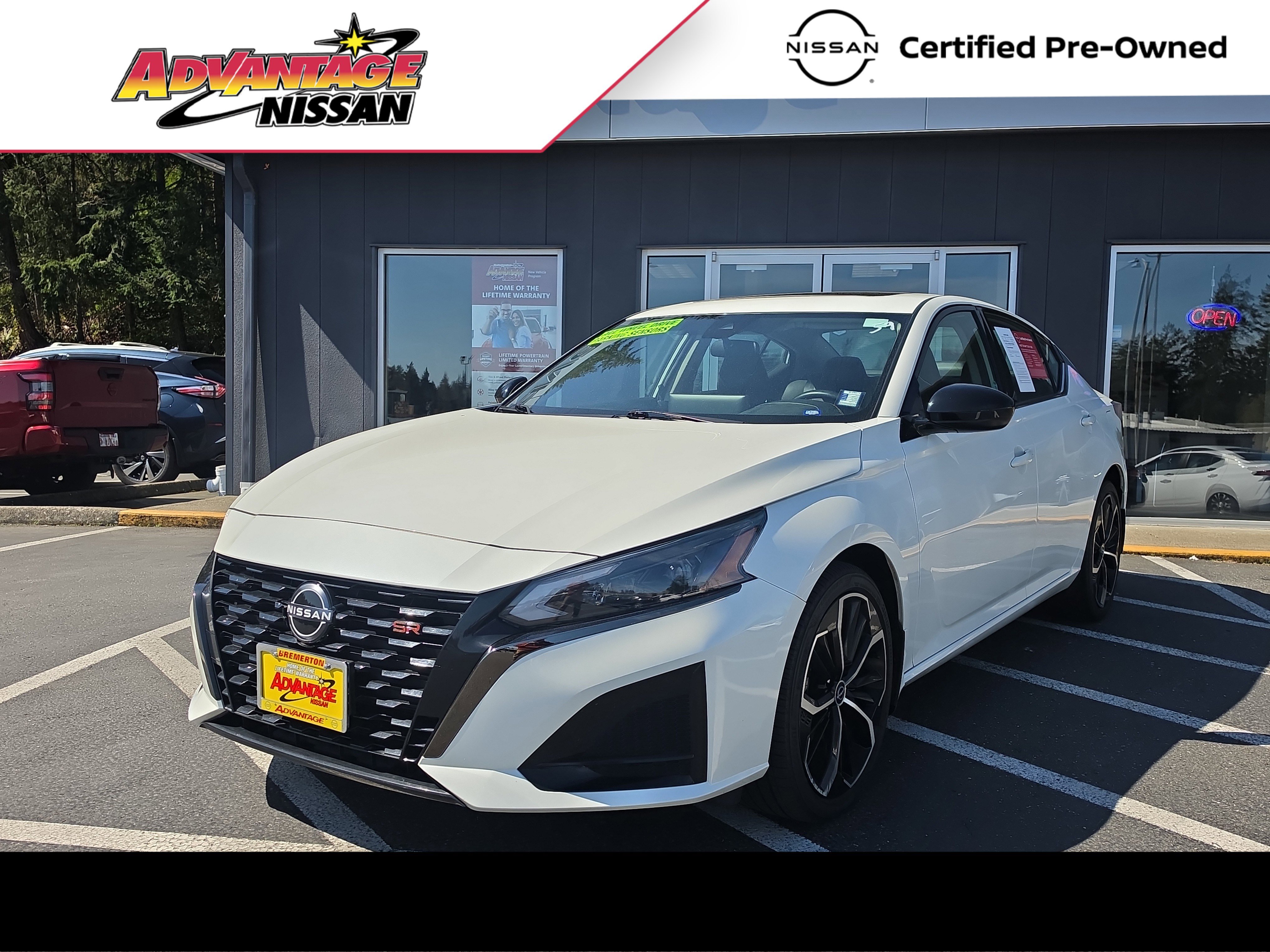 2023 Nissan Altima 2.5 SR AWD's photo