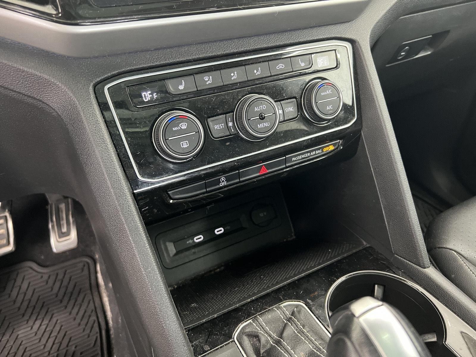 2023 Volkswagen Atlas SEL R-Line Black - Photo 17