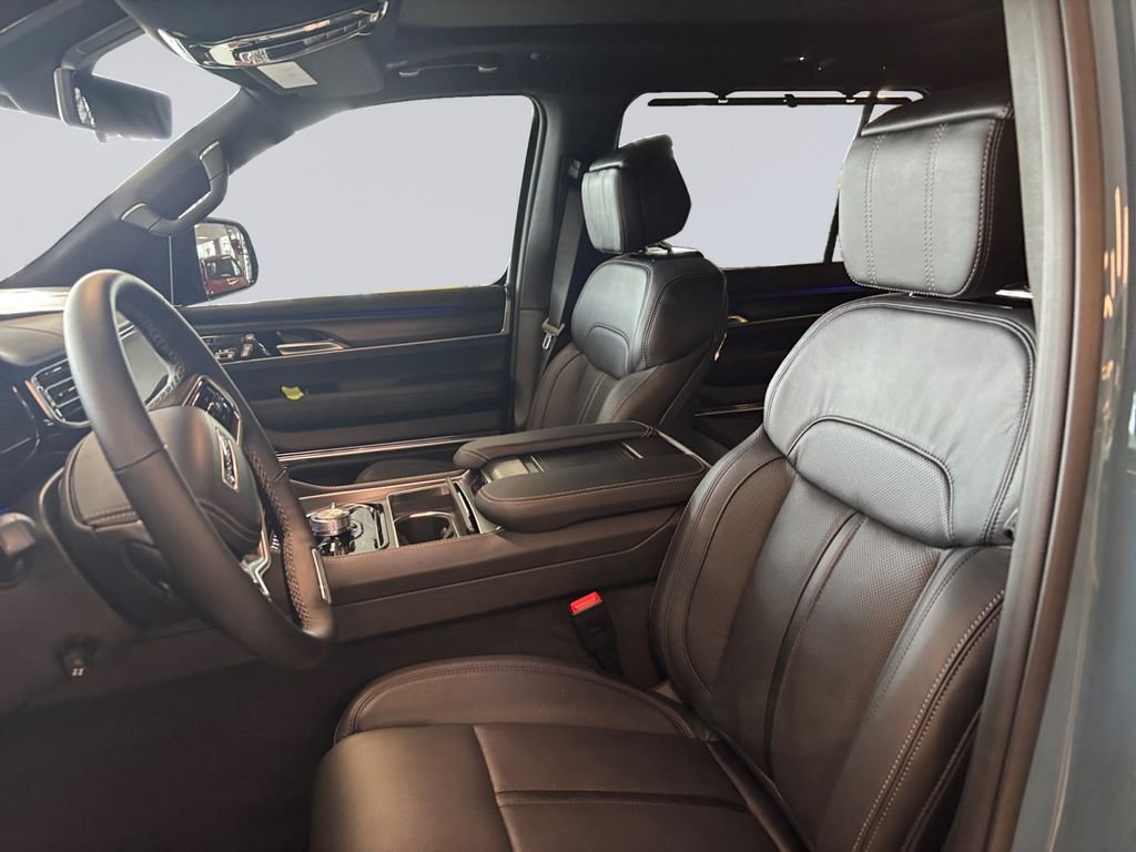 New 2026 Steel Blue Exterior Paint Jeep Summit Obsidian image 10