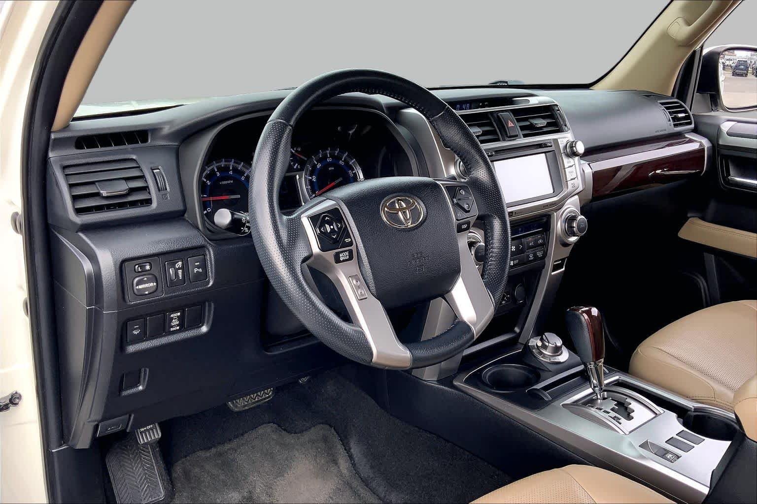 Used 2018 Blizzard Pearl Toyota Limited image 17