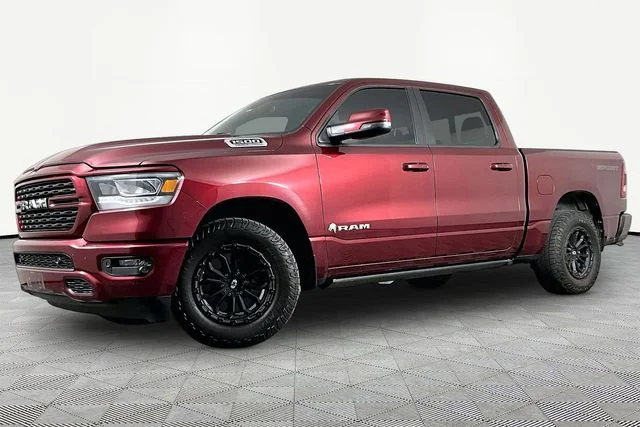 2023 RAM 1500 Big Horn/Lone Star 4x4 Crew Cab 5'7's photo