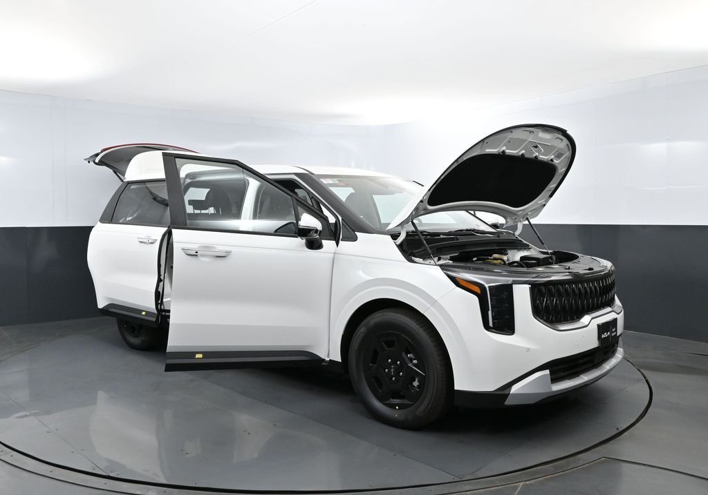 New 2026 Snow White Pearl Kia LXS image 28