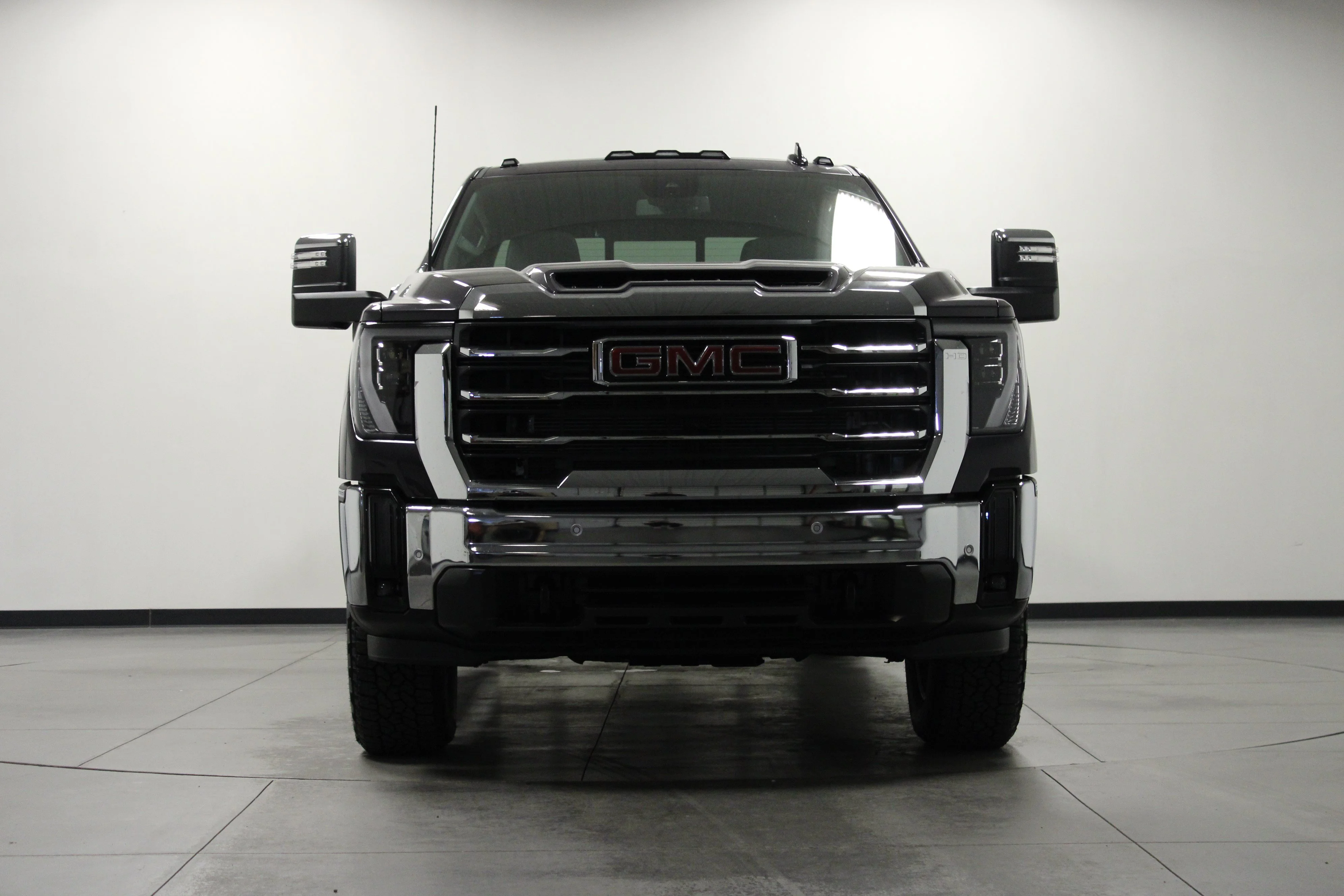New 2026 Titanium Rush Metallic GMC SLT image 9