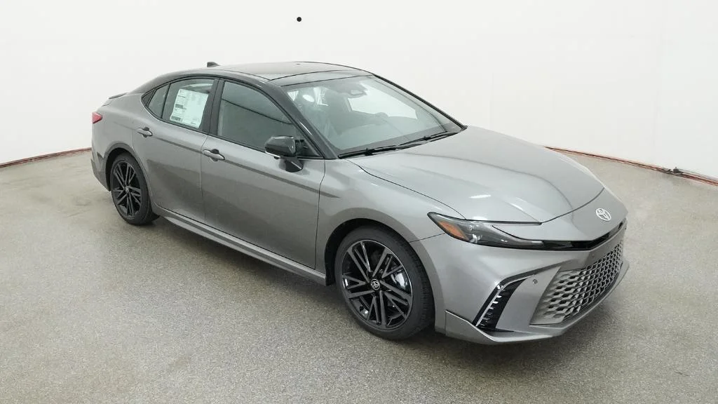 New 2026 Heavy Metal with Midnight Black Metallic roof Toyota XSE image 12