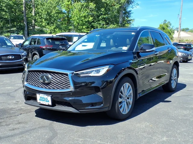 2023 INFINITI QX50 LUXE